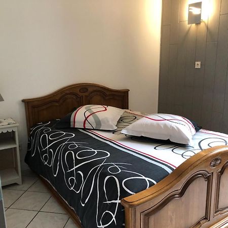 Aux Berges Du Doubs Bed & Breakfast Ougney-Douvot Eksteriør bilde